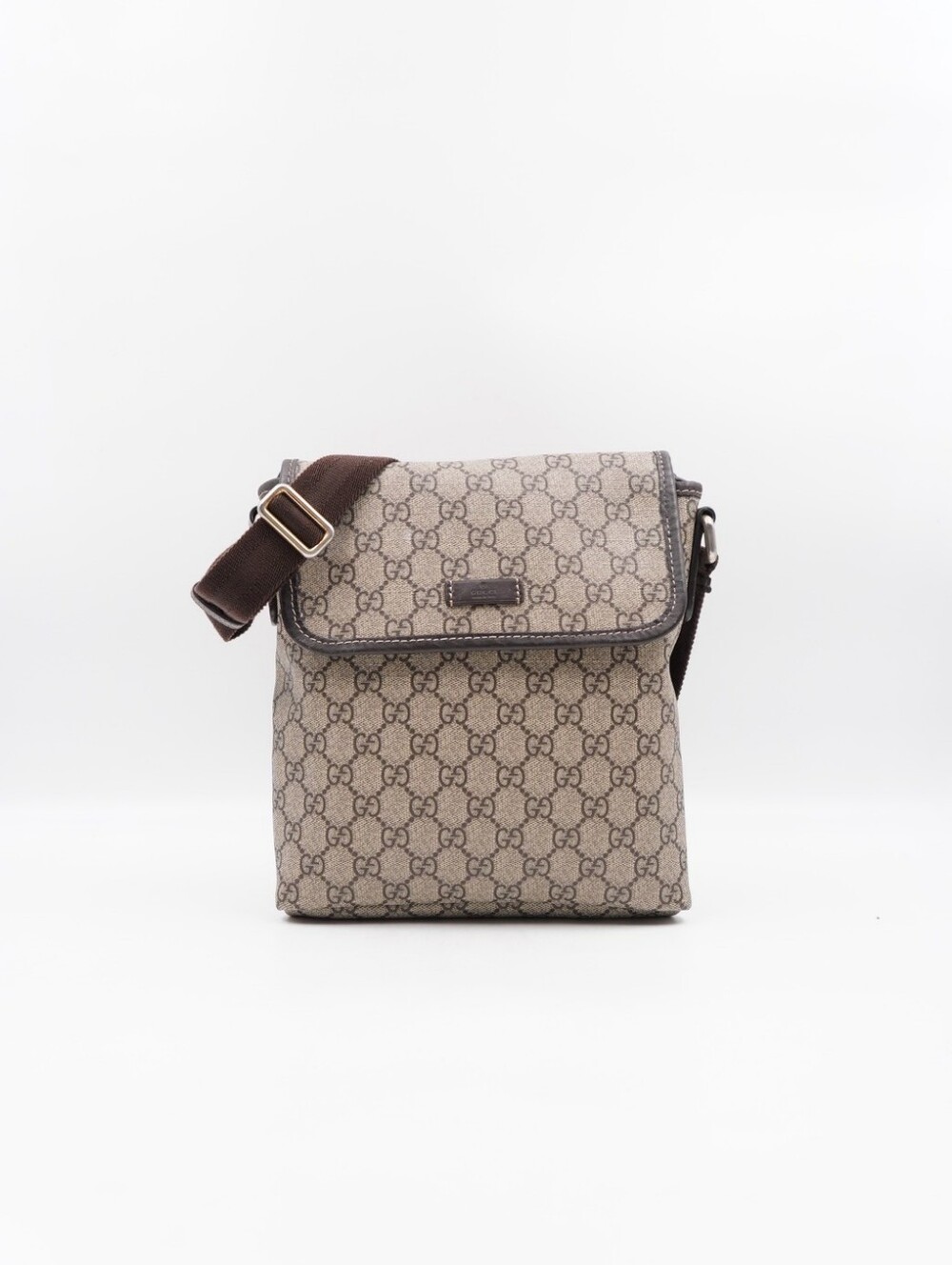 CP20 💕 Gucci GG Supreme Coated Canvas Messenger Bag